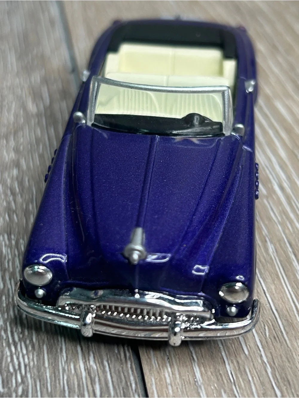 Vintage New-Ray 1949 Buick Roadmaster Convertible Diecast Car 1:43 Purple 1999